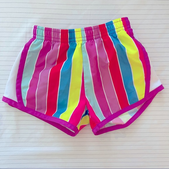 🩱 EEUC NIKE GIRLS SWIM SHORTS 4T DRI-FIT - Picture 2 of 3